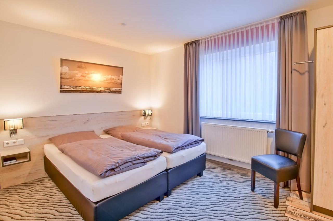 Hotel Im Schuetzenhof, Jever Exteriör bild
