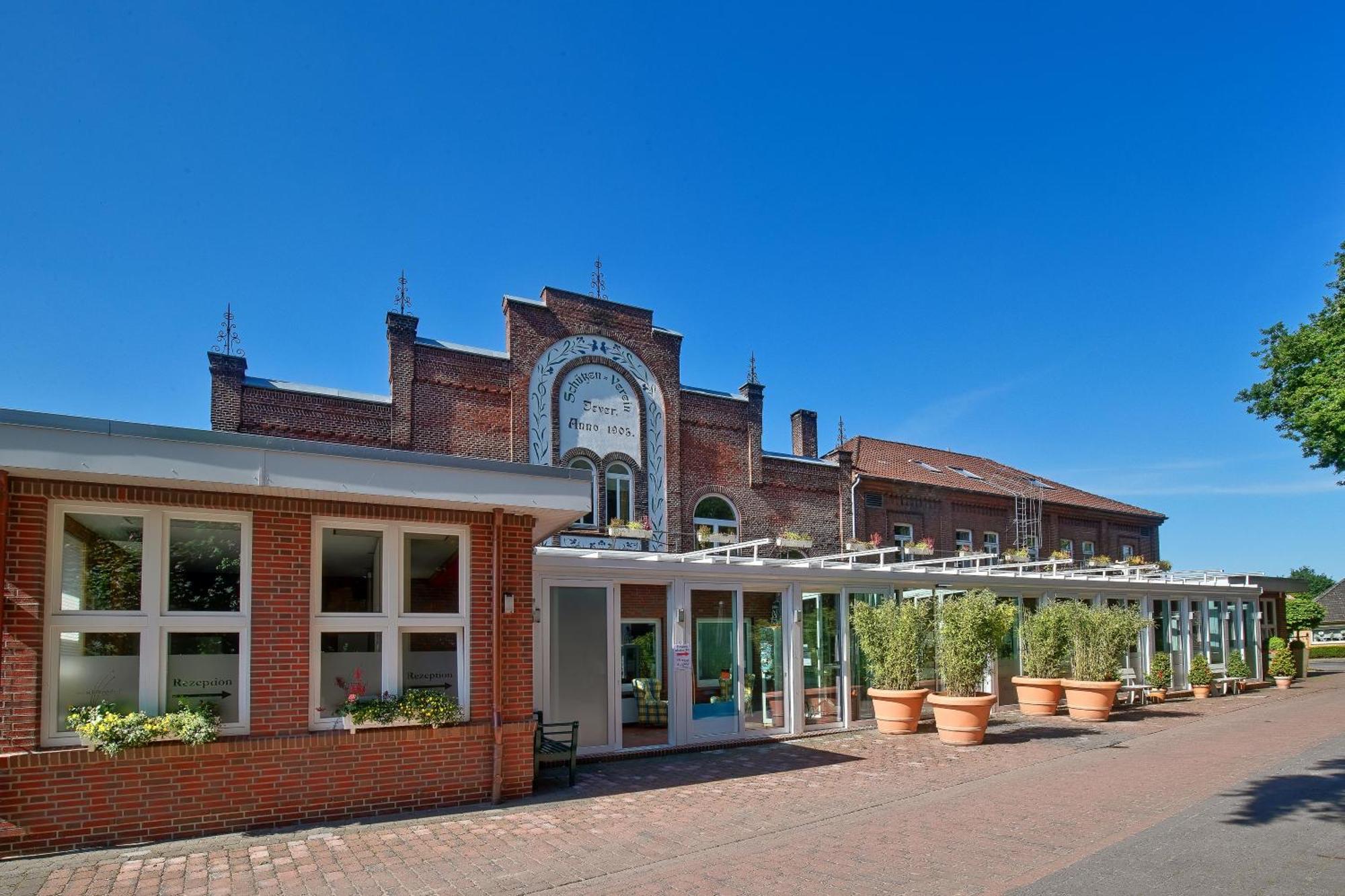 Hotel Im Schuetzenhof, Jever Exteriör bild