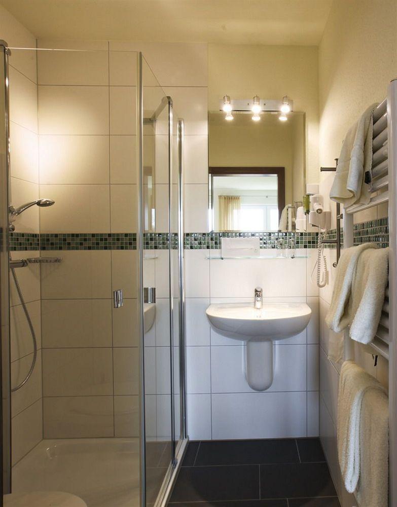 Hotel Im Schuetzenhof, Jever Exteriör bild