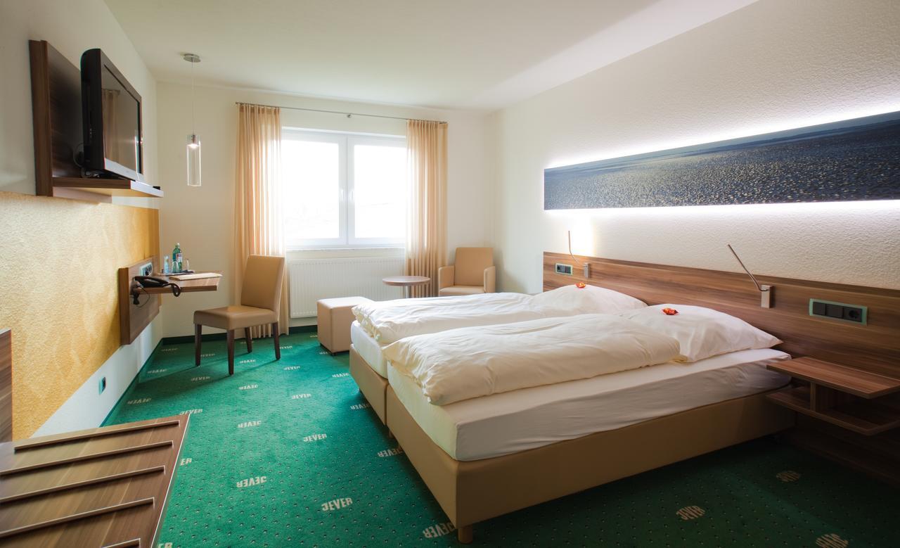 Hotel Im Schuetzenhof, Jever Exteriör bild